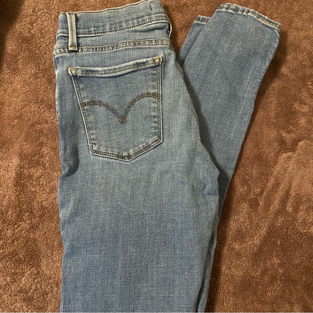 Levi’s 710 jeans